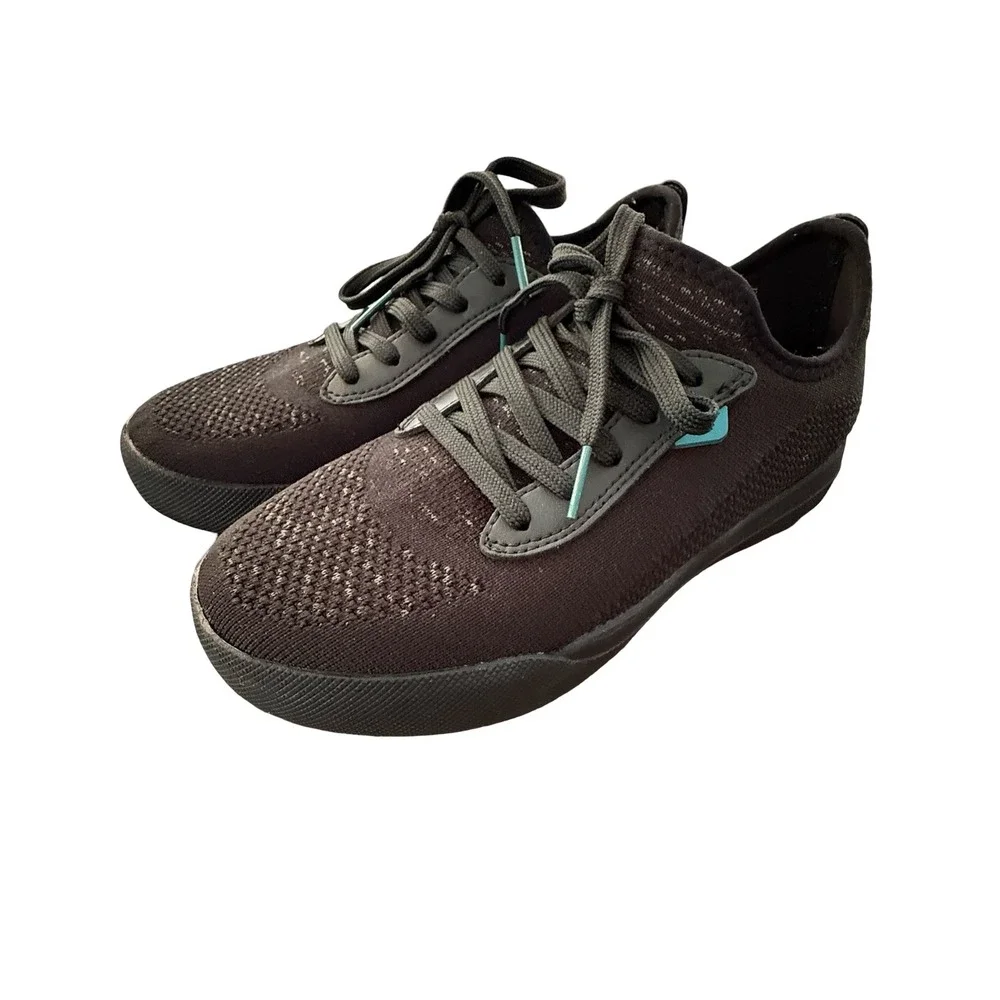 Vessi Weekend Sneakers Womens 6 Black Waterproof Dyma-Tex Comfort Shoes